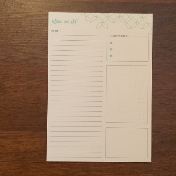 Erin Condren - Picture 3 of 6